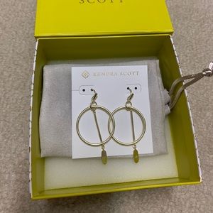 Kendra Scott earrings new